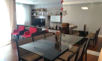 Apartamento à venda no Parque São Jorge em andar alto.