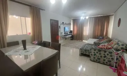 Casa térrea na vila carrão de 238 m² com 3 dormitórios e 3 vagas de garagem.