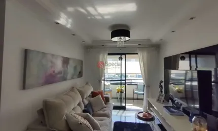 Apartamento à venda com 85 metros,  3 dormitórios,  2 vagas,  localizado a 5 minutos do Metrô.