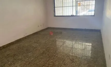 Sobrado no tatuapé com 4 dormitórios, 3 suítes e 4 vagas.