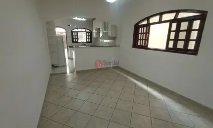 Sobrado na Vila Alpina.  Pronto para morar com muito conforto.