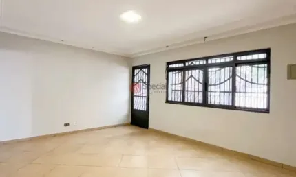 Casa térrea para compra na Vila Carrão com 98 metros.