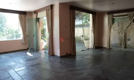 Sobrado Exclusivo em Pinheiros ? 5 Andares, Área de Lazer Completa e Localização Privilegiada