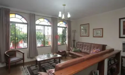 Sobrado à venda com 3 quartos na Vila Formosa, 240 metros.