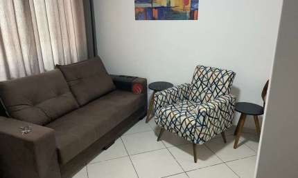 Casa em condomínio na Penha com 2 suítes e 1 vaga de garagem.