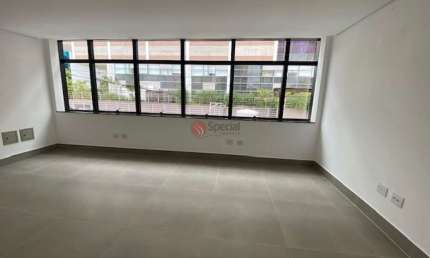 Prédio comercial novo no Tatuapé, ao lado do Hospital São Luiz com 500 m²