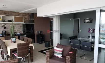 Apartamento de alto padrão no Tatuapé. 3 suítes e 3 vagas.
