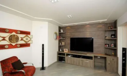 Sobrado à venda em condomínio fechado na Vila Carrão com 3 suítes, 3 dormitórios, 305 m²