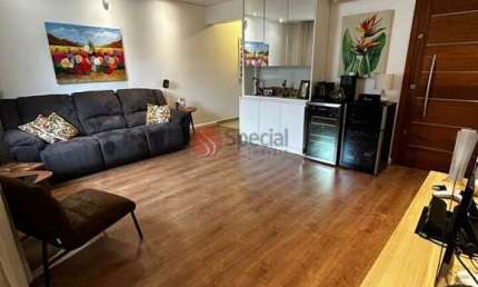 Sobrado com 3 suítes e 4 vagas  à Venda, 195 m² na Penha
