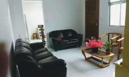Casa térrea na Mooca com  250 metros a venda com 2 dormitórios e 2 vagas.
