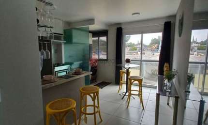 Apartamento em AE Carvalho  à venda na Travessa da Avenida Águia de Haia.