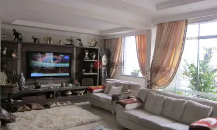 Apartamento Penha de França com 4 dormitórios, 2 vagas, aceita permuta, Ocasião.