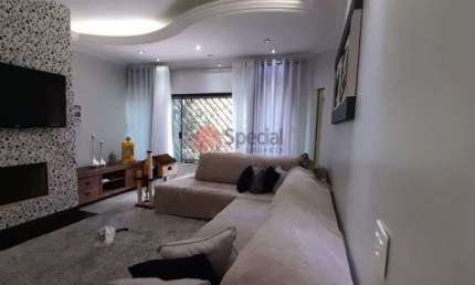 Sobrado na Vila carrao   com 4 dormitórios sendo 1 suíte e 4 vagas.