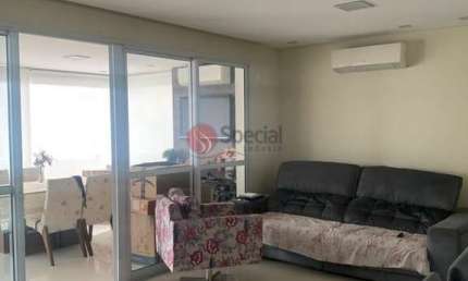 Apartamento no Tatuapé, 89 metros, 2 dormitorios, 2 vagas, depósito, próximo a Padaria Marengo.