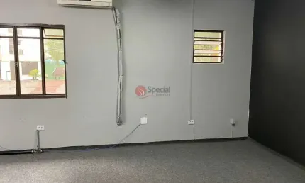 Sala em excelente localização no Tatuapé com 45m² de área construída.