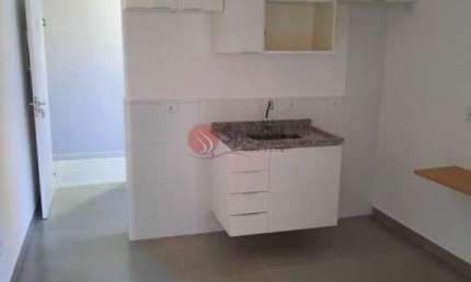 Apartamento 2 dormitórios a 850 metros do Metro Carrão e Tatuapé