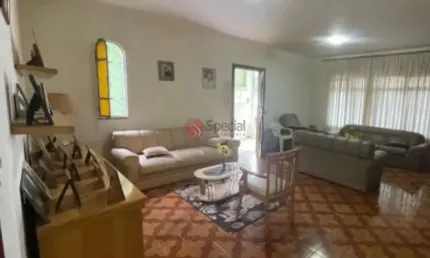 Sobrado para compra na Vila Nova Manchester  com 3 quartos, 1 suíte e 2 vagas de garagem.