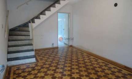 Sobrado na Vila Formosa com 2 quartos + edícula na vila Formosa (aceita pet).