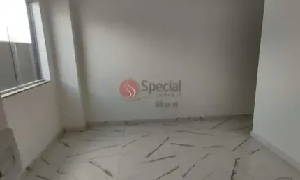 Sobrado novo em condomínio 120 m², 2 suítes, área gourmet, 2 vagas.