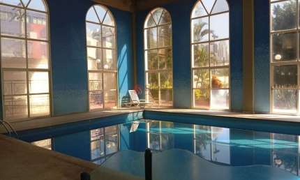 Casa de condomínio no magnífico condomínio Granville na Vila Carrão com 4 suítes e 4 vagas.