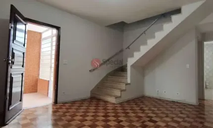 Casa com 2 quartos para alugar na Rua Rogério Giorgi, 1121, Vila Carrão, São Paulo