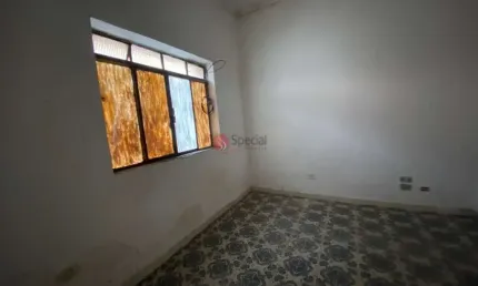 Duas Casas de vila na Mooca, com 2 quartos, 2 banheiros e 1 vaga.