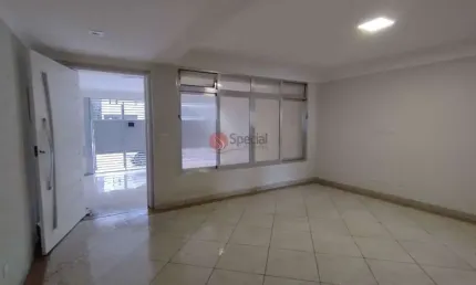 Sobrado 133m Na Vila Ema, próximo ao Metrô, 2 Quartos, 2 Suites com 2 vagas de Garagem