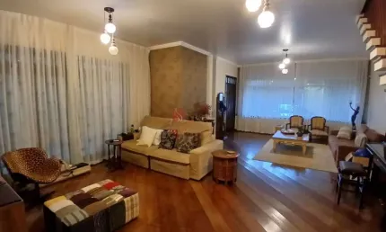 Sobrado comercial ou residencial no tatuapé ao lado do metrô carrão.