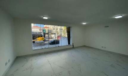 Prédio comercial no Tatuapé com 715 m² de área útil.