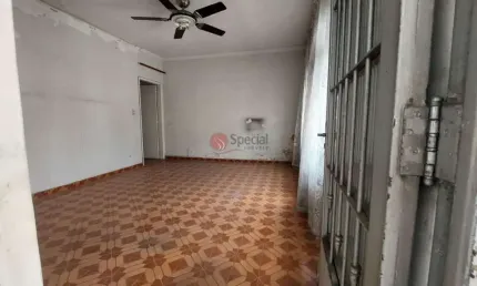 Casa térrea para venda na moóca, 99 metros de construção, 264 m² de terreno.
