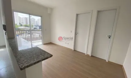 Apartamento no Tatuapé  próximo Metrô Carrão e Padaria Marengo.