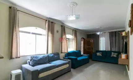 Casa com 3 quartos para alugar na Rua Uruçuca, 165, Tatuapé, São Paulo