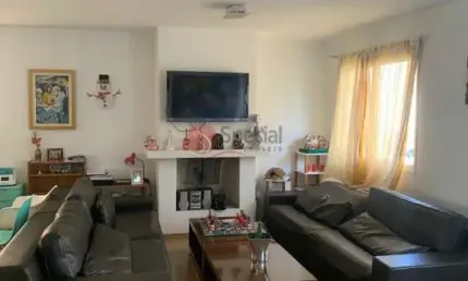 Sobrado em condominio fechado na  Vila Carrão com 187 metros.