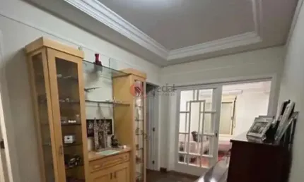 Apartamento no tatuapé com185,32 metros, 3 quartos, 2 suites, 4 vagas, próximo ao hospital sao luiz.