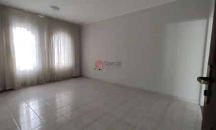 Sobrado de 3 quartos com 240 metros no jardim piqueroby.