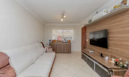 Casa assobradada em Ermelino Matarazzo com 169 m²,  3 quartos à venda.