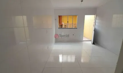 Sobrado no jardim vila formosa com 3 quartos, 1 suíte, 2 vagas de garagem.