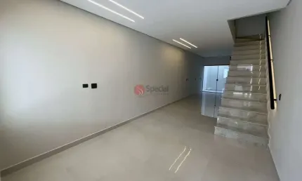 Sobrado novo no tatuapé, lindo, 3 dormitórios, 1 suíte, 2 vagas em localização privilegiada.