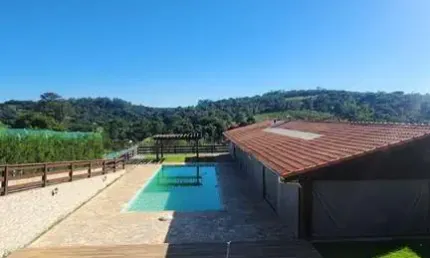 Casa em condomínio fechado com 4 quartos à venda no Dona Catarina, Mairinque 