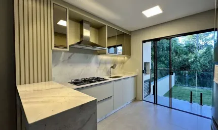 Casa com 3 quartos à venda em Água Verde, Blumenau , 140 m2 por R$ 990.000