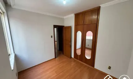 Apartamento com 3 quartos à venda na Rua Costa Senna, 1075, Padre Eustáquio, Belo Horizonte por R$ 368.000