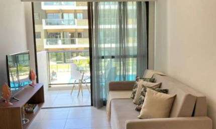 Lindo apto, mobiliado e decorado no Mana Beach, frente piscina, cama, mesa e banho, completíssimo.