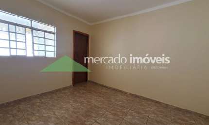 Casa com 1 quarto para alugar na Rua Clodomiro Ferreira da Silva, Jardim Paulistano, Franca