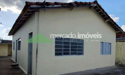 Casa com 3 quartos para alugar na Rua dos Tupis, Jardim Martins, Franca