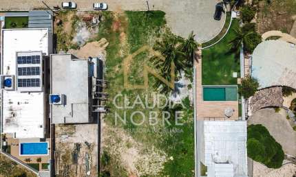 Lote nascente à beira-mar na Praia da Costa Brava – Condomínio Rio Mar