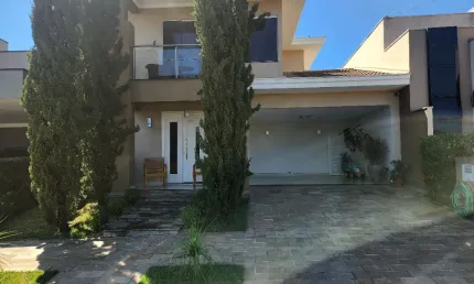 Belíssimo sobrado em frente ao lago Condomínio Village Damha II