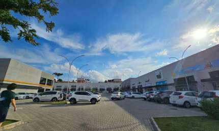 Ponto comercial para alugar na Avenida Senador Salgado Filho, 4566, Uberaba, Curitiba, 59 m2 por R$ 5.700