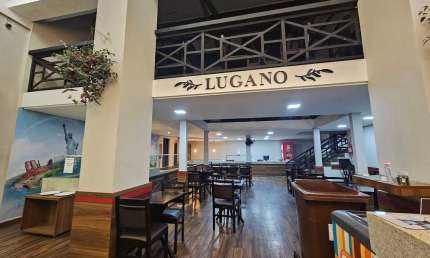 Loja restaurante para locação no Centro de Curitiba.