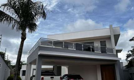Sobrado de Luxo na 307 Sul | Espaço e Sofisticação em Palmas
