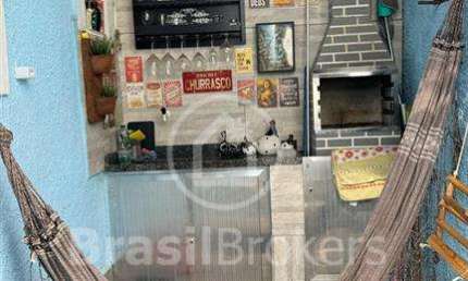 Casa de Vila à venda com 108² e 3 quartos em Irajá, Rio de Janeiro - RJ